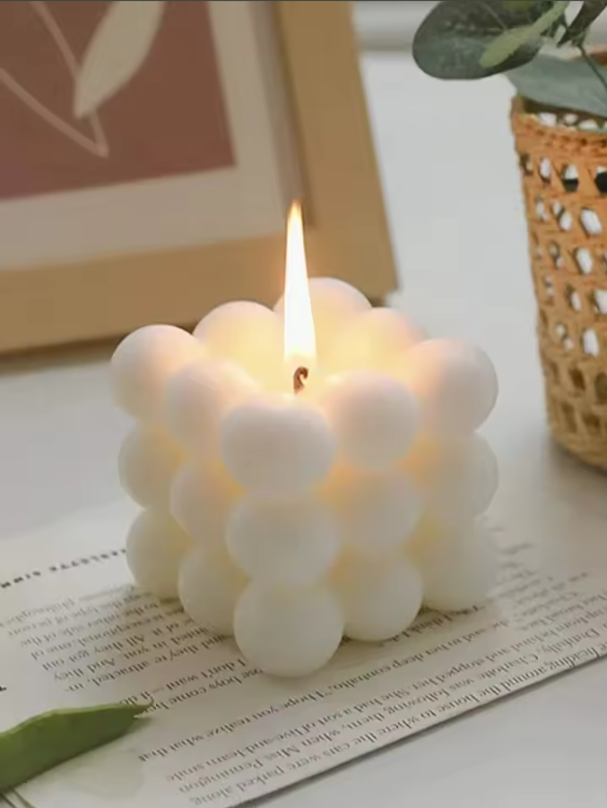 Sphere Sculpture White Aromatherapy Candle