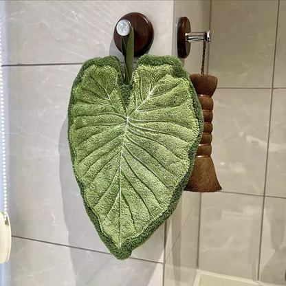 Leaf Shaped Hanging Towels | Plush Botanical Kitchen & Bathroom Towels